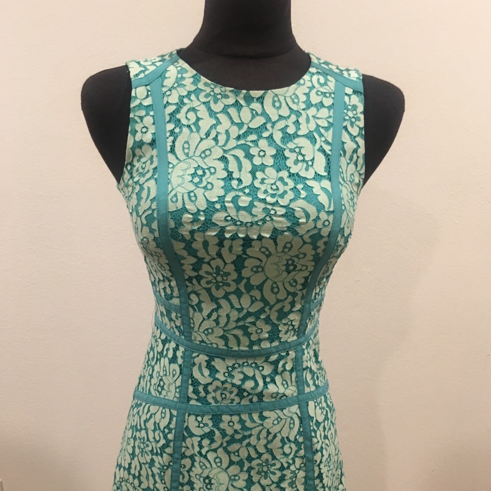 NWT Marciano  mini lace dress